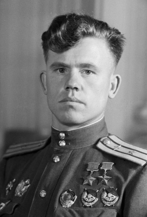 Павел Артемьев