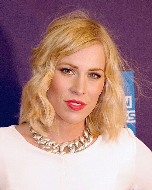 Наташа Бедингфилд